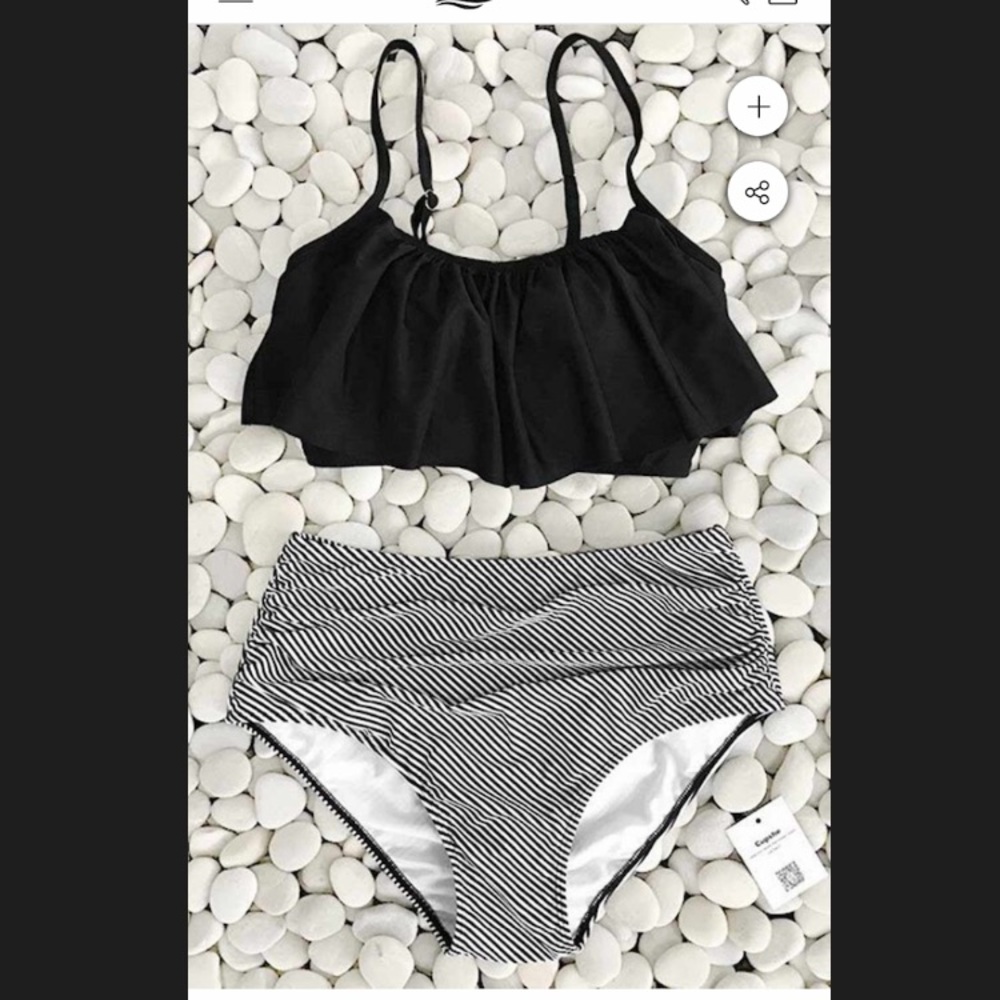 Cupshe high waisted bottoms with ruffle top new